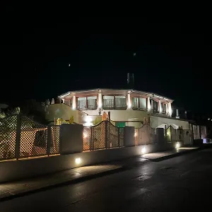 Il Caimano B & B, Con Piscina Dall'11 Luglio Al 31 Agosto Вулкано
